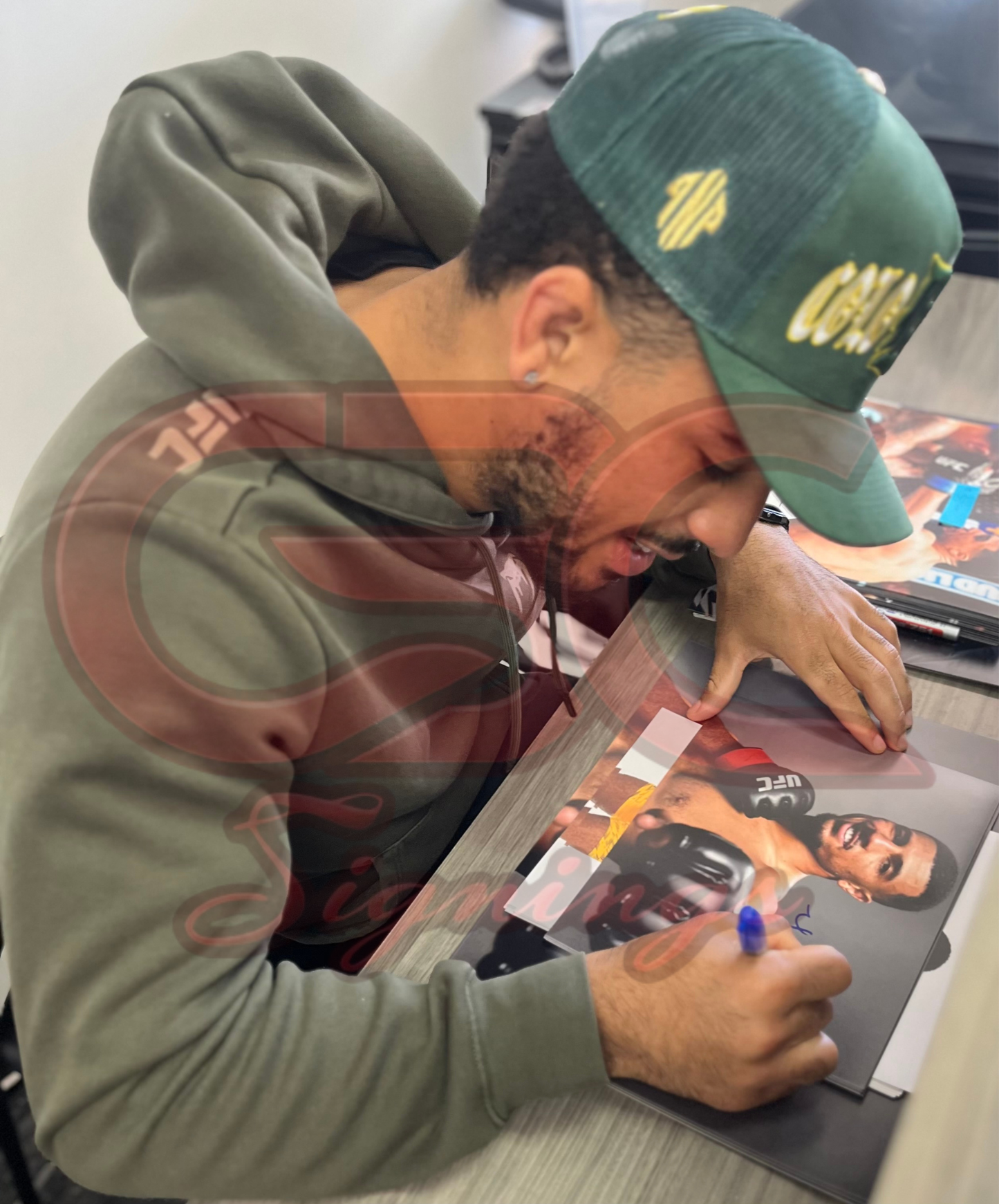 MarQuel Mederos Signed 11x14 Photo with Beckett COA & Free Shipping!