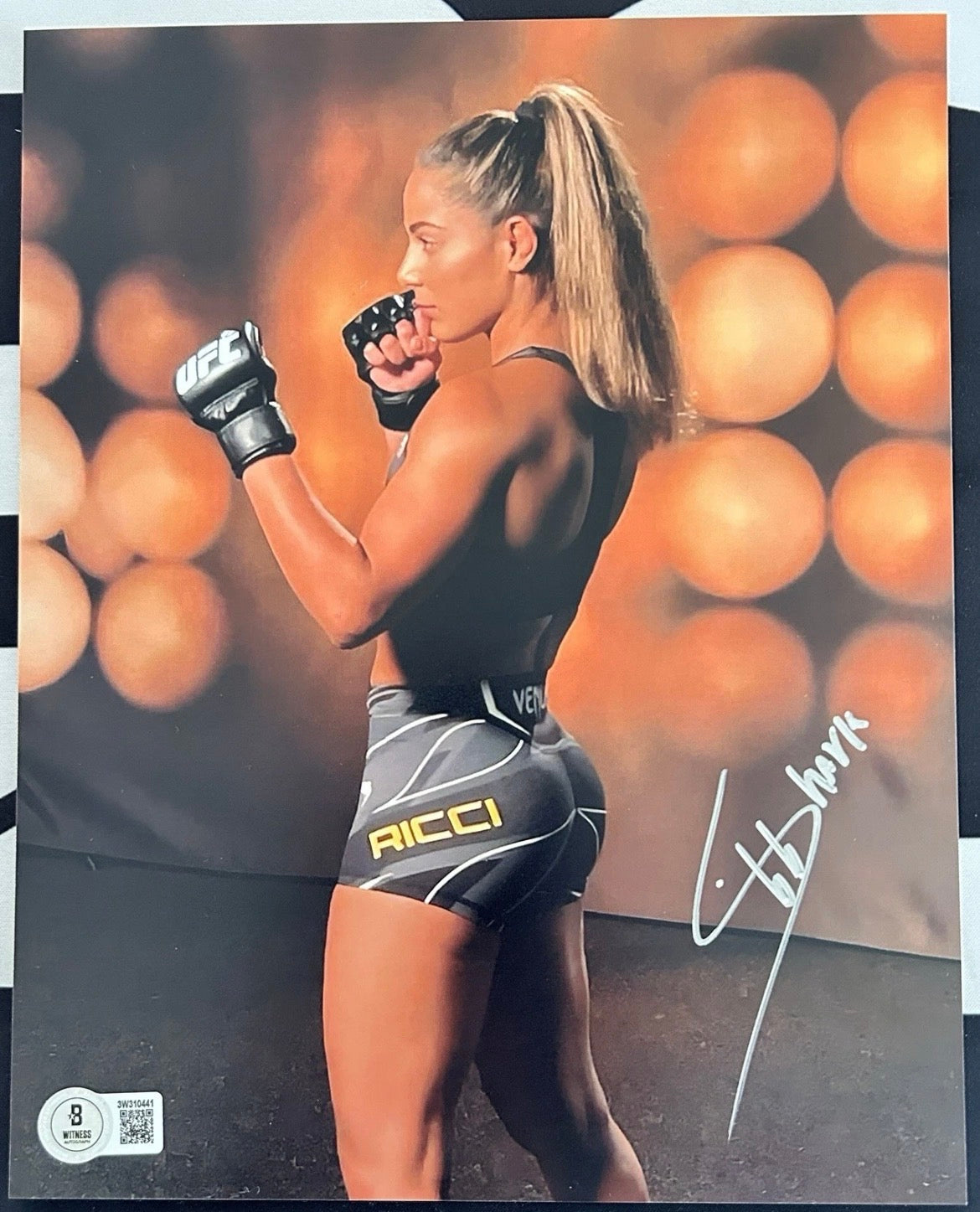 Tabatha Ricci Signed 8x10 Photo with Beckett COA & Free Shipping!