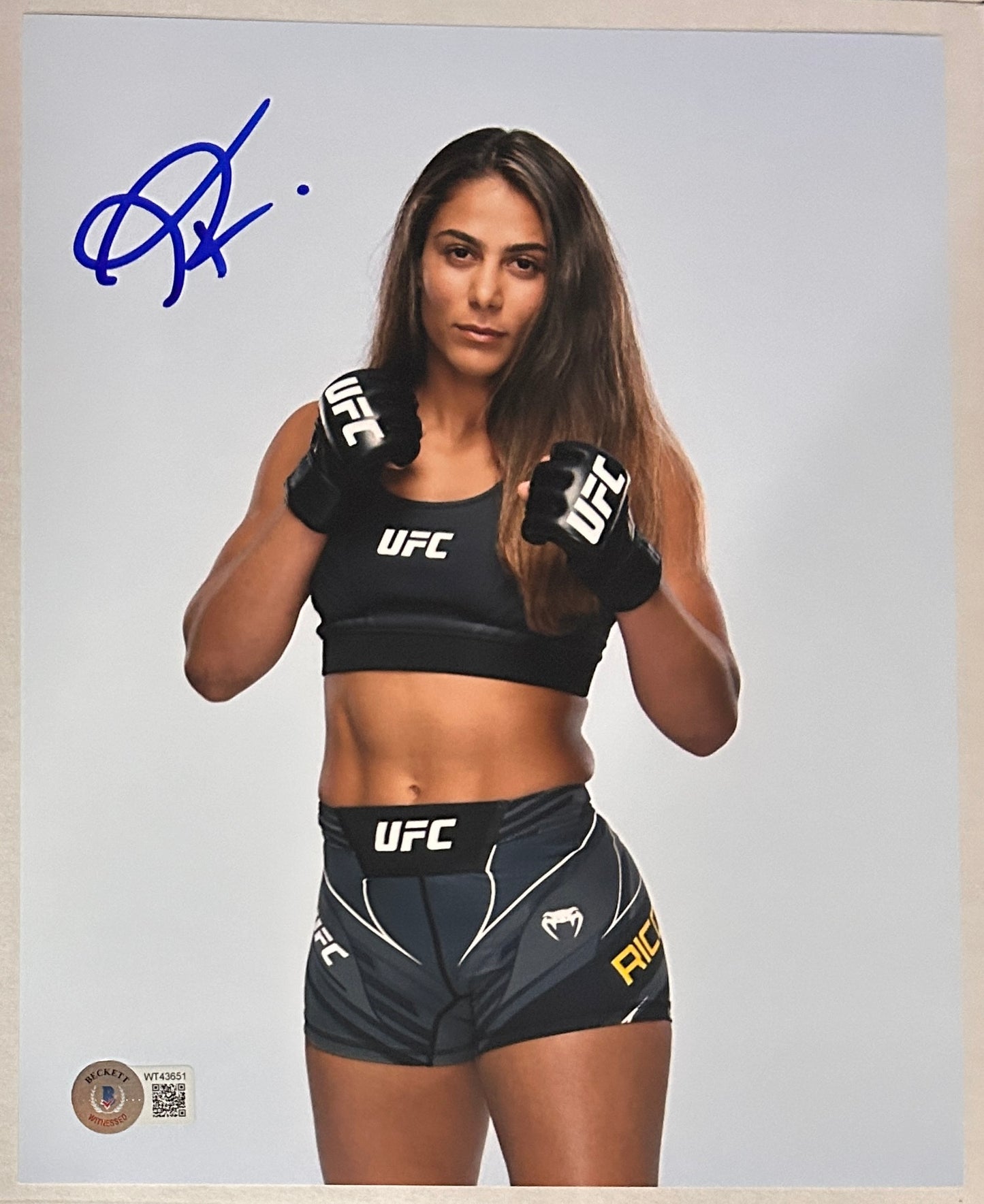 Tabatha Ricci Signed 8x10 Photo with Beckett COA & Free Shipping!