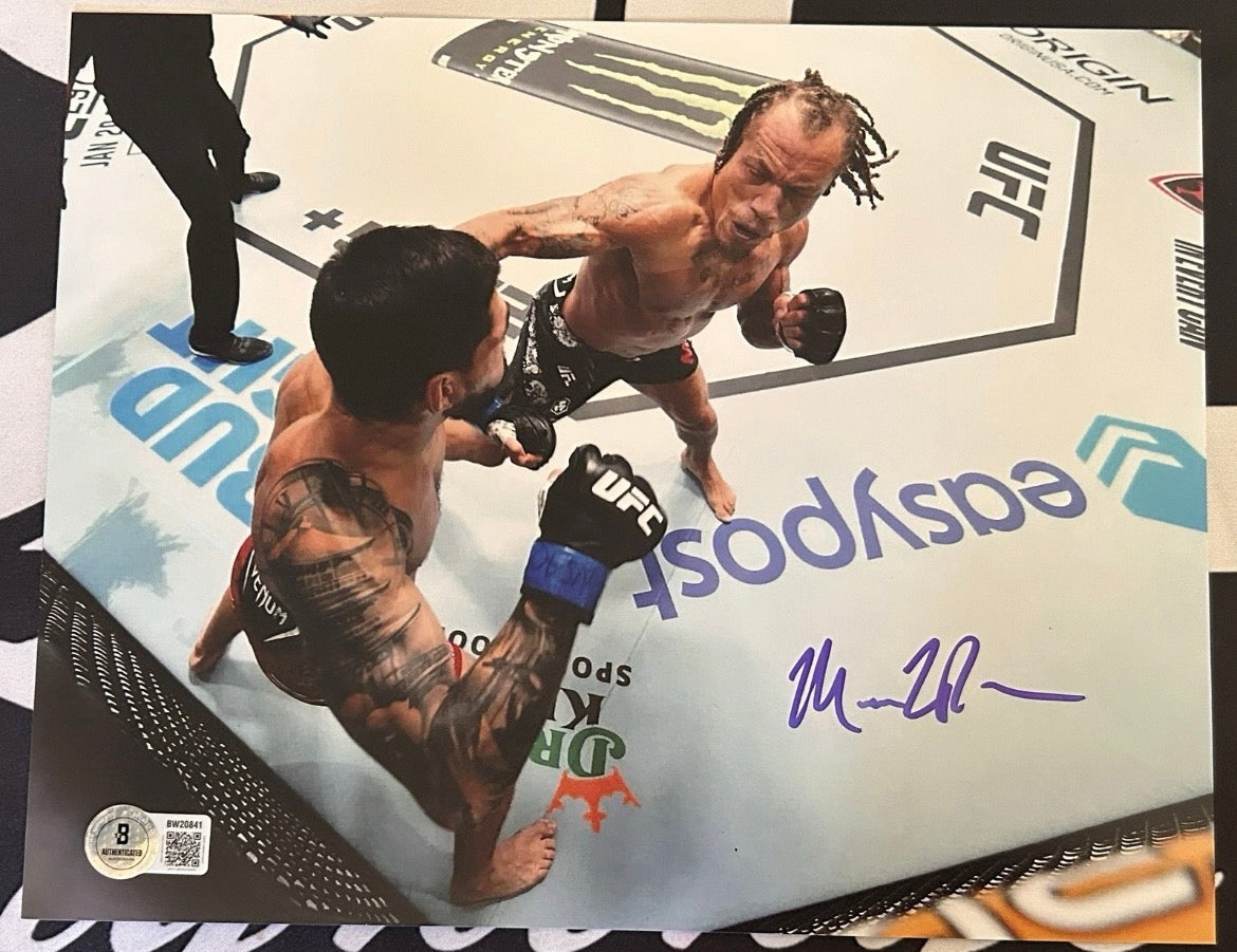 Marcus McGhee Signed 8x10 Photo with Beckett COA & Free Shipping!