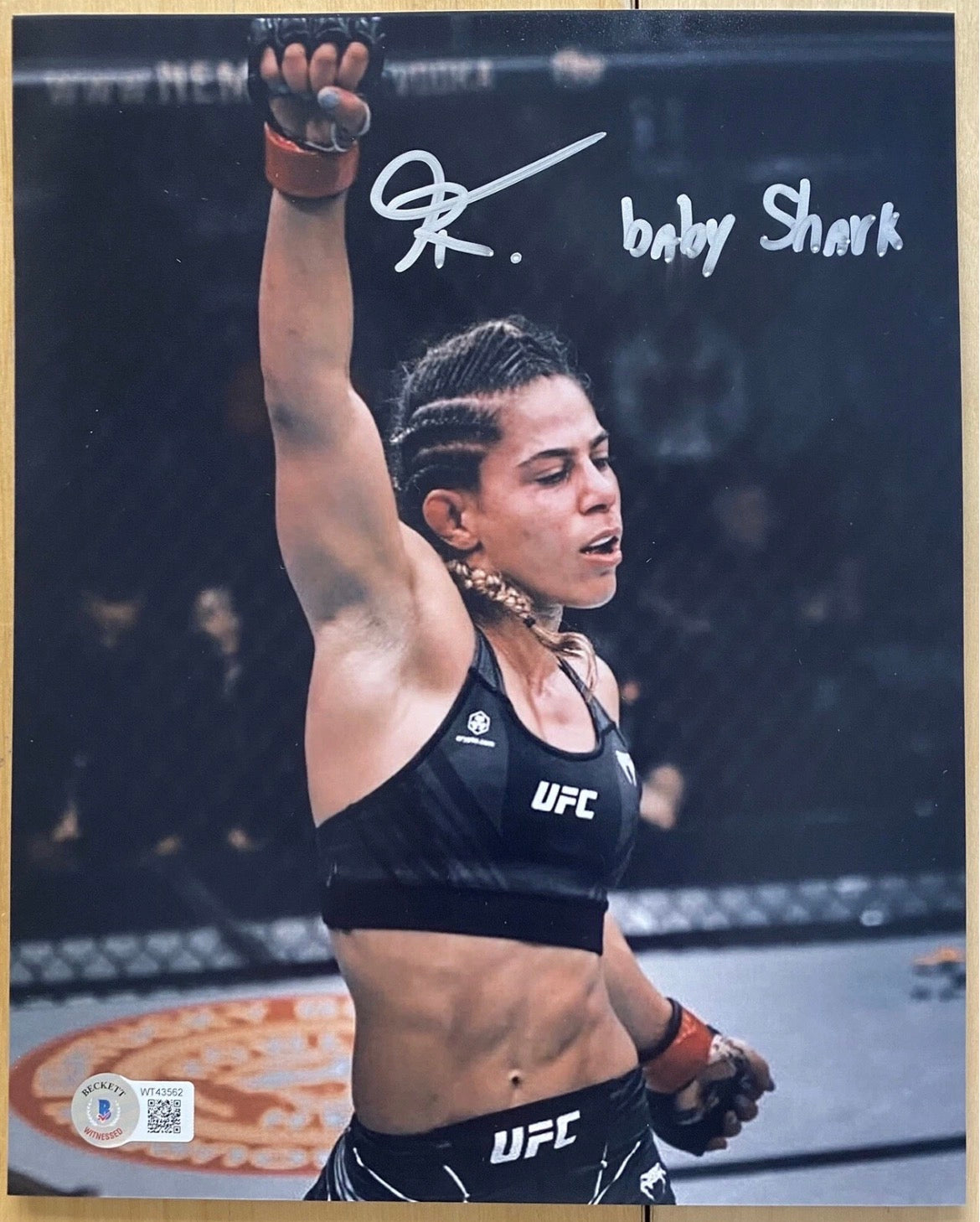 Tabatha Ricci Signed 8x10 Photo with Beckett COA & Free Shipping!