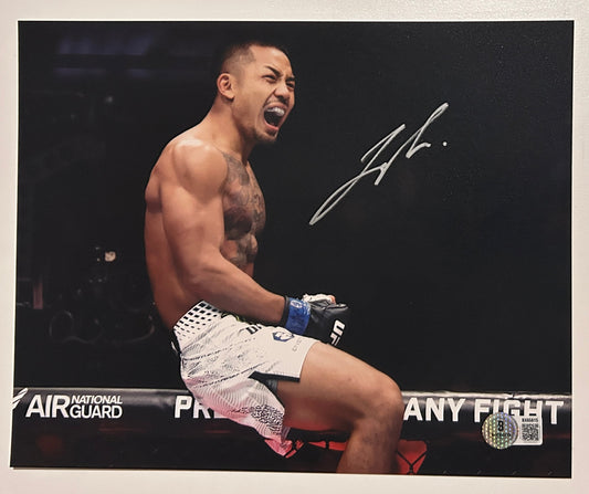 Joshua Van Signed 8x10 Photo with Beckett COA & Free Shipping!