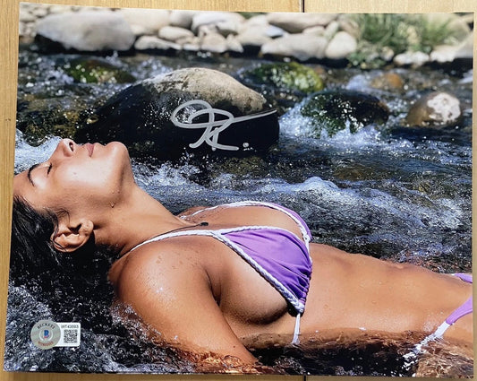 Tabatha Ricci Signed 8x10 Photo with Beckett COA & Free Shipping!