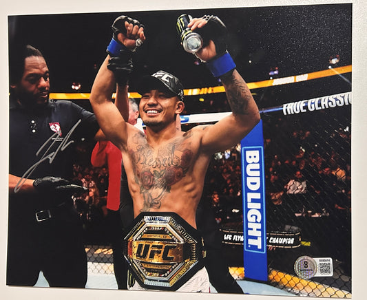 Joshua Van Signed 8x10 Photo with Beckett COA & Free Shipping!