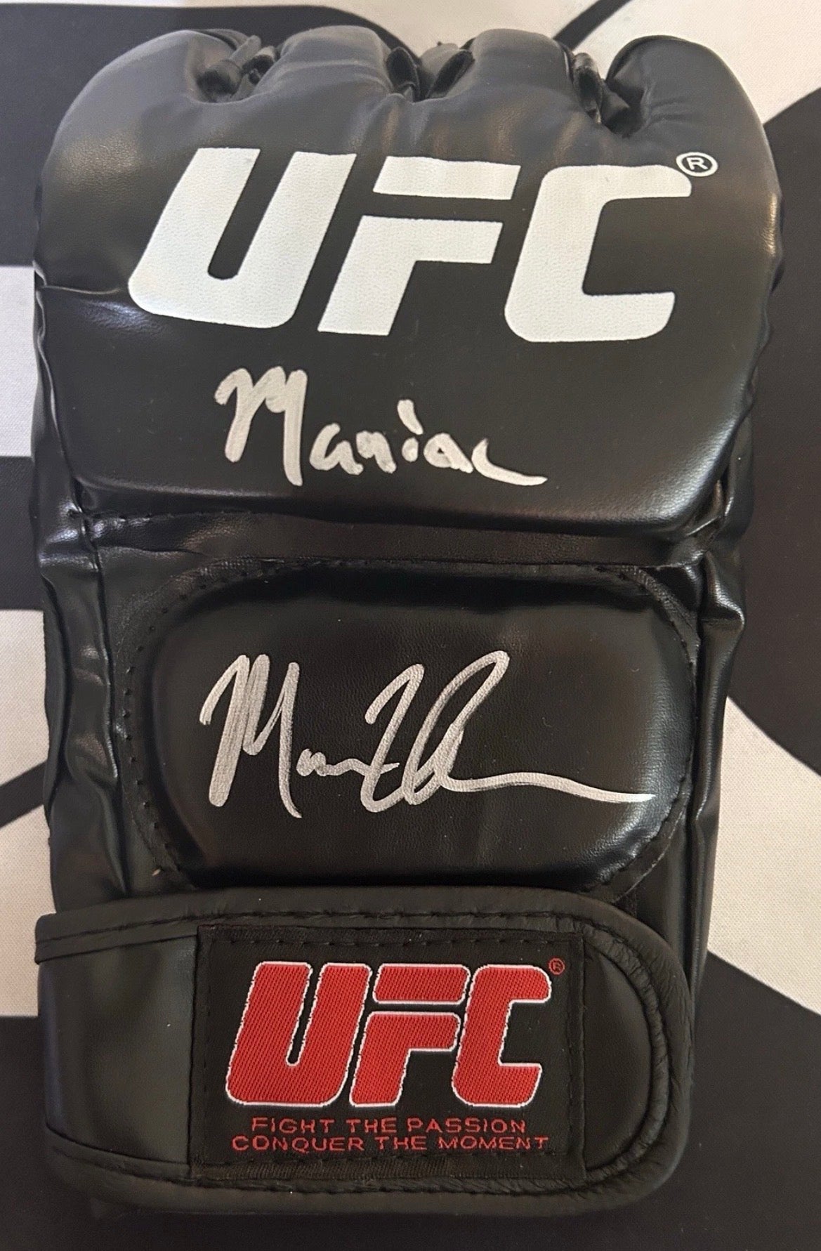 Marcus McGhee Signed Glove with Inscription, Beckett COA & Free Shipping!