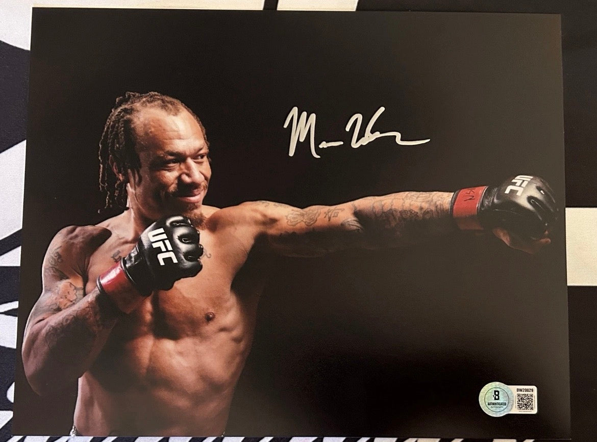 Marcus McGhee Signed 8x10 Photo with Beckett COA & Free Shipping!