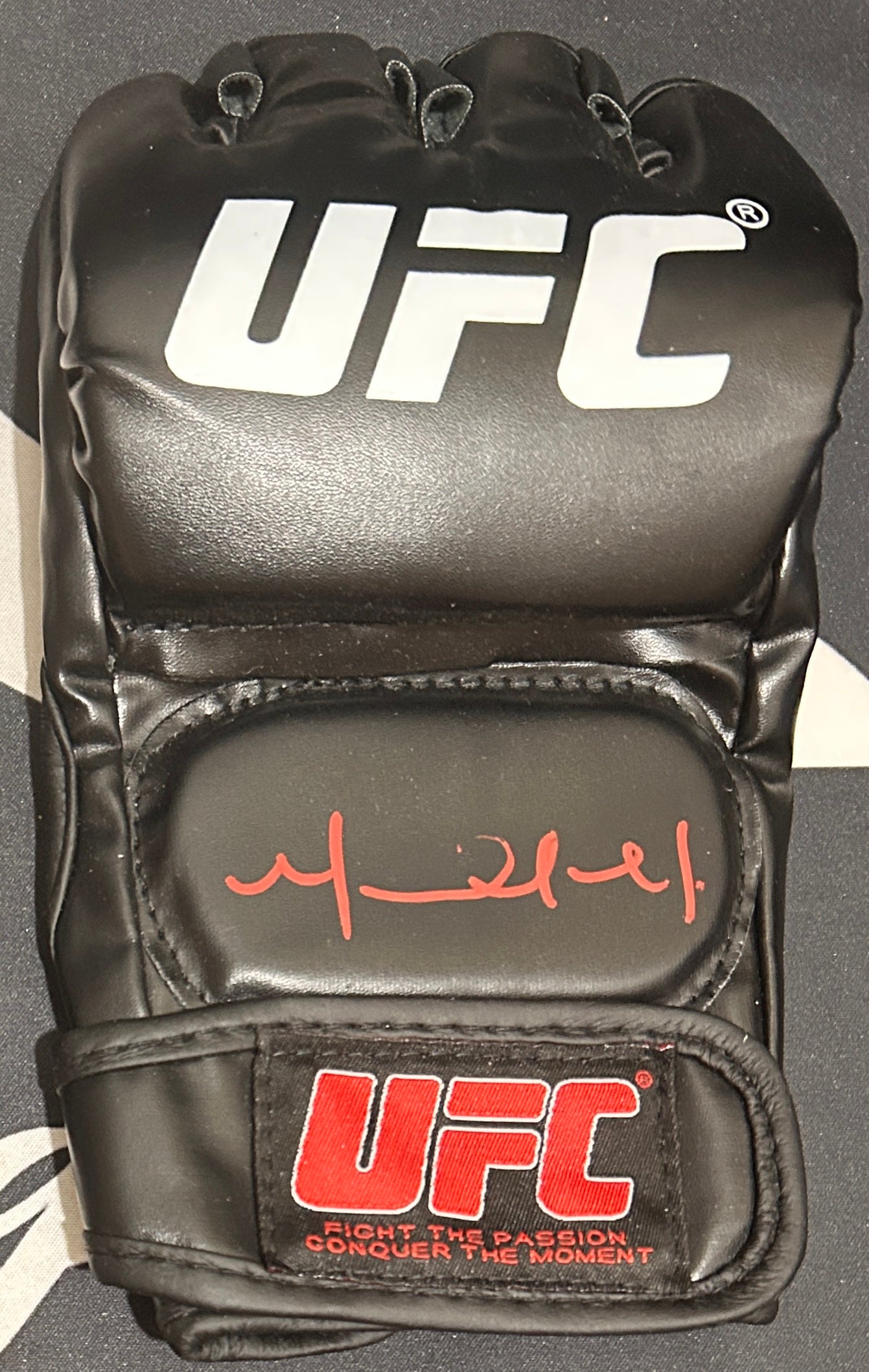 MarQuel Mederos Signed Glove with Beckett COA & Free Shipping!
