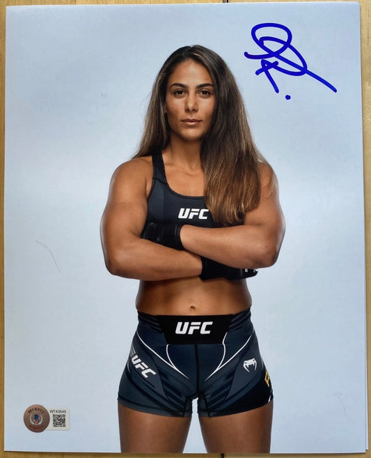 Tabatha Ricci Signed 8x10 Photo with Beckett COA & Free Shipping!
