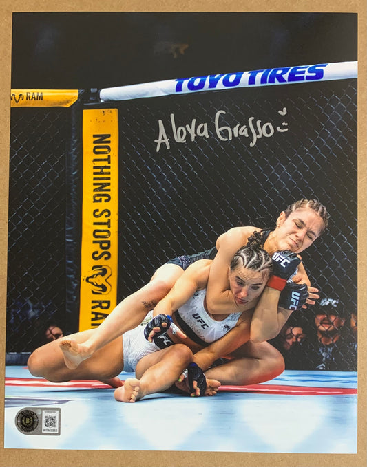 Alexa Grasso Signed 8x10 Photo with Beckett COA & Free Shipping!