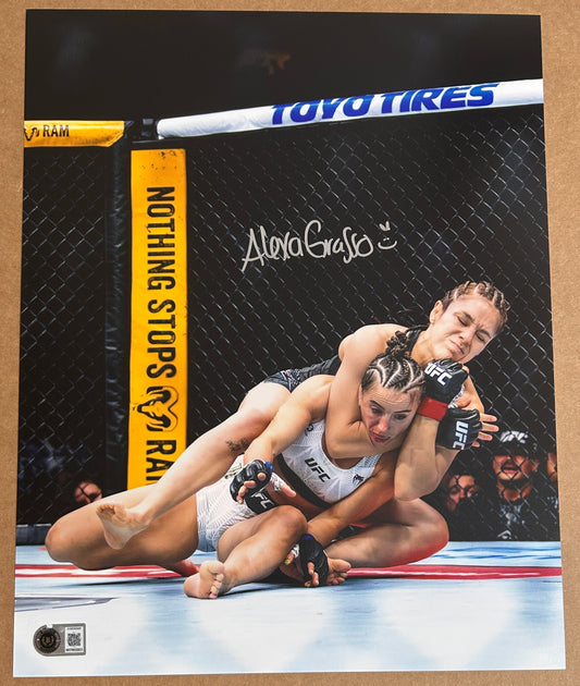 Alexa Grasso Signed 11x14 Photo with Beckett COA & Free Shipping!