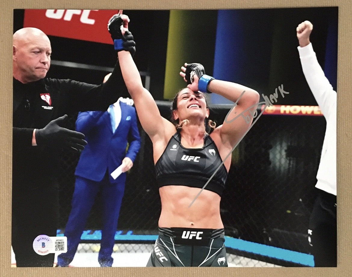 Tabatha Ricci Signed 8x10 Photo with Beckett COA & Free Shipping!
