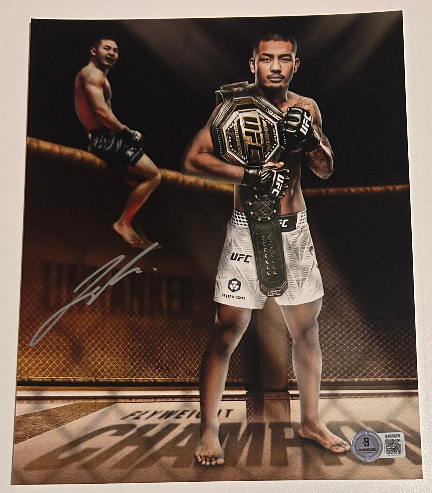 Joshua Van Signed 8x10 Photo with Beckett COA & Free Shipping!