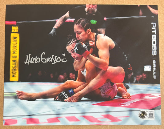 Alexa Grasso Signed 8x10 Photo with Beckett COA & Free Shipping!