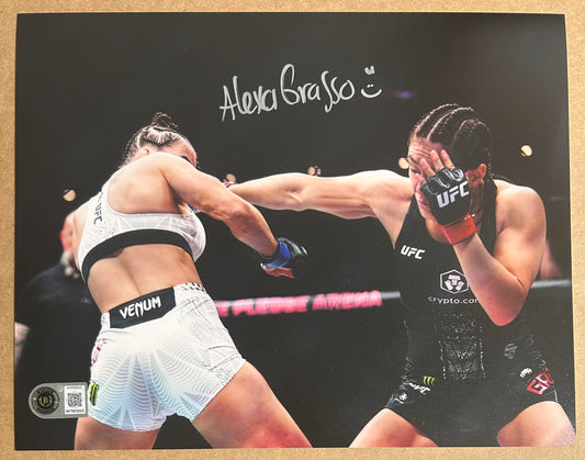Alexa Grasso Signed 8x10 Photo with Beckett COA & Free Shipping!
