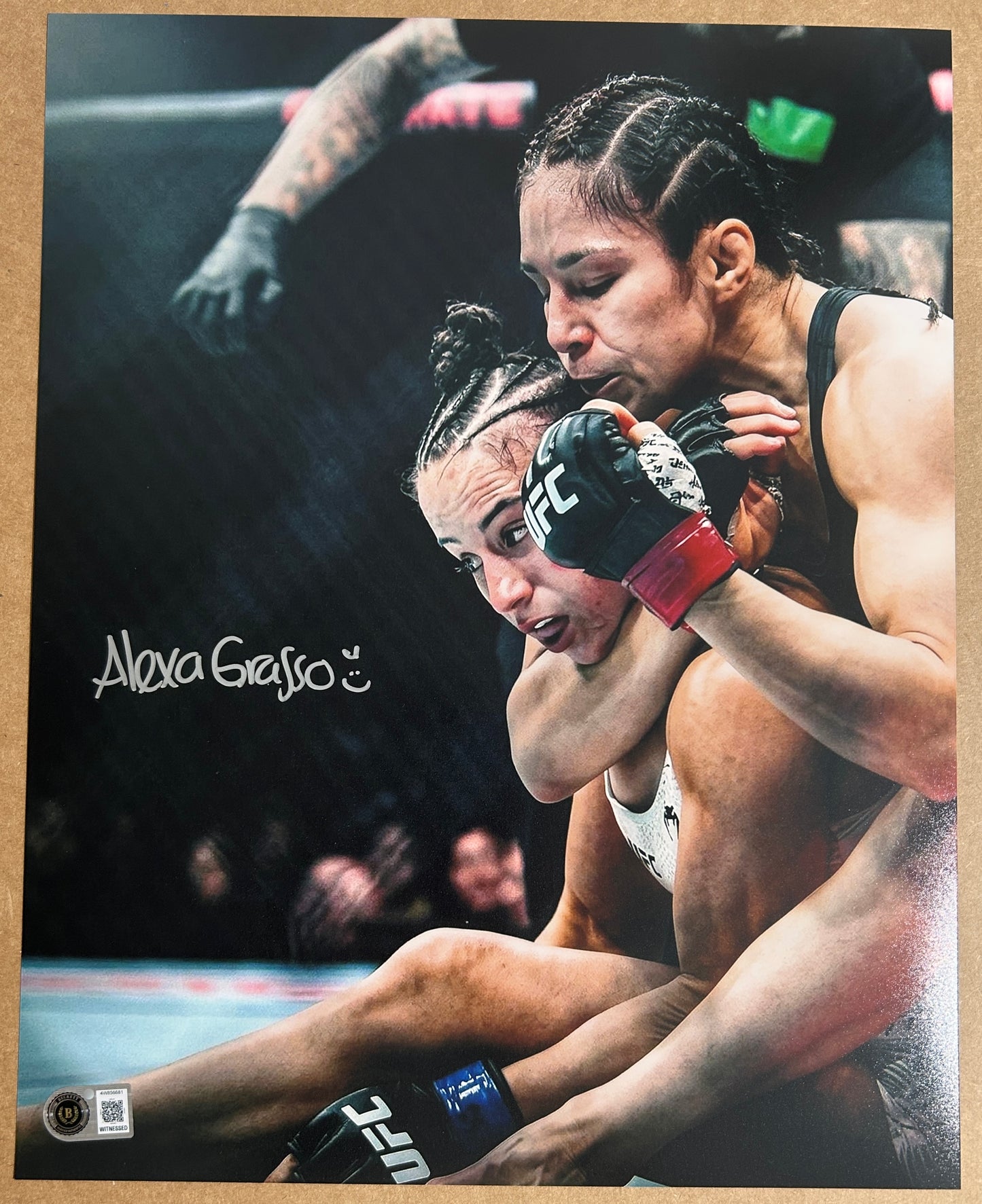 Alexa Grasso Signed 11x14 Photo with Beckett COA & Free Shipping!