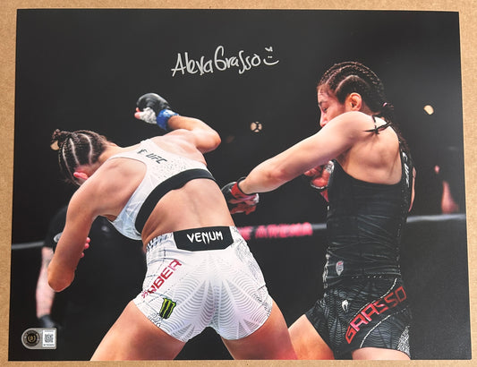 Alexa Grasso Signed 11x14 Photo with Beckett COA & Free Shipping!