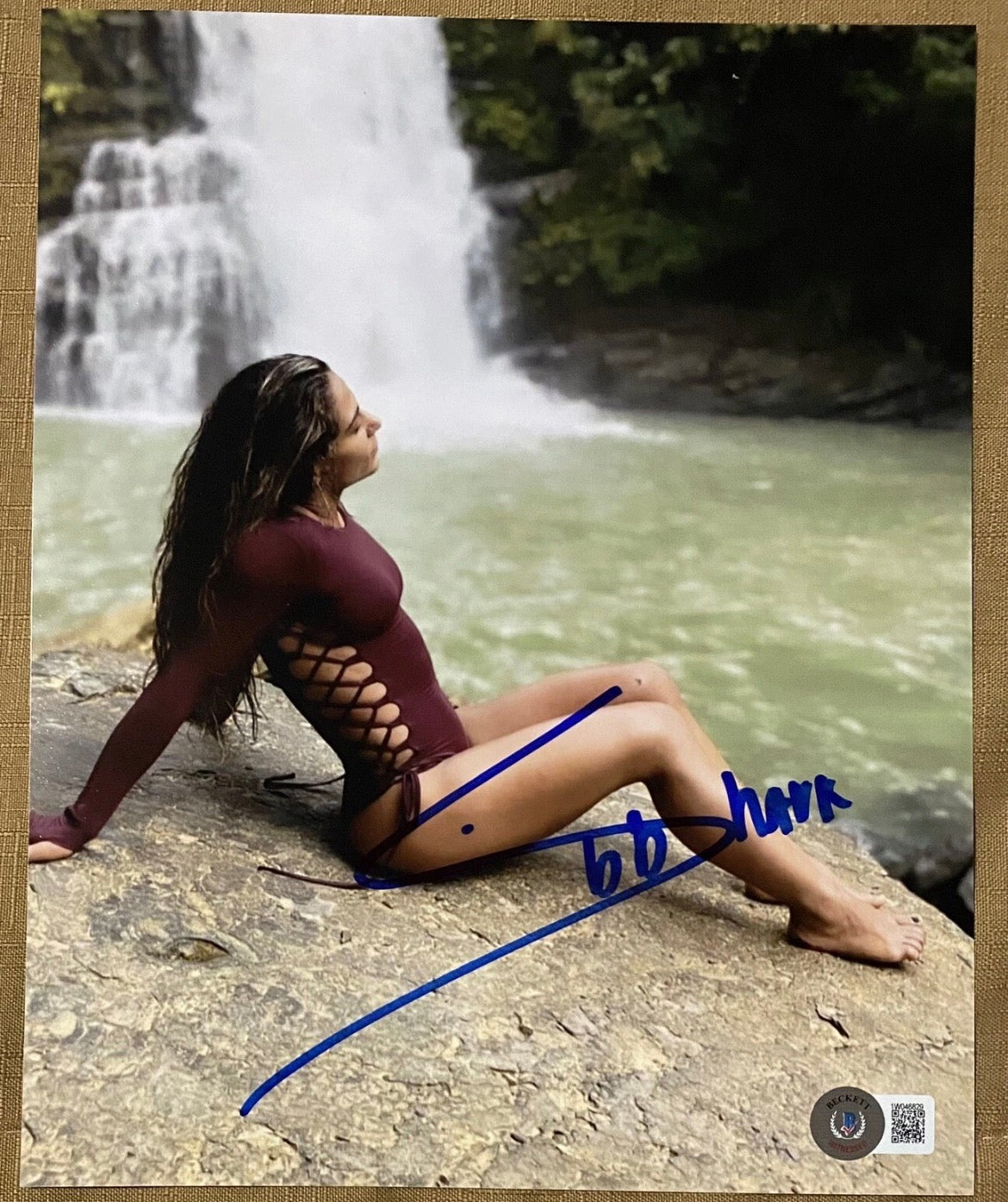 Tabatha Ricci Signed 8x10 Photo with Beckett COA & Free Shipping!