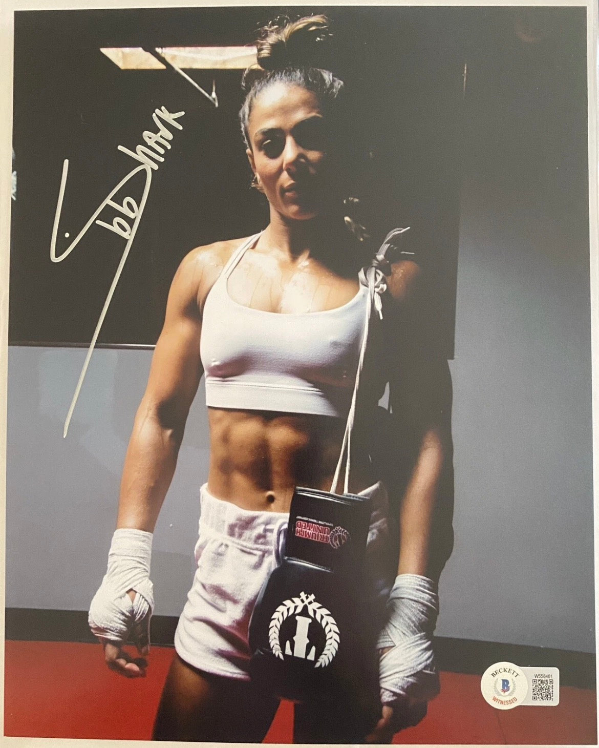Tabatha Ricci Signed 8x10 Photo with Beckett COA & Free Shipping!