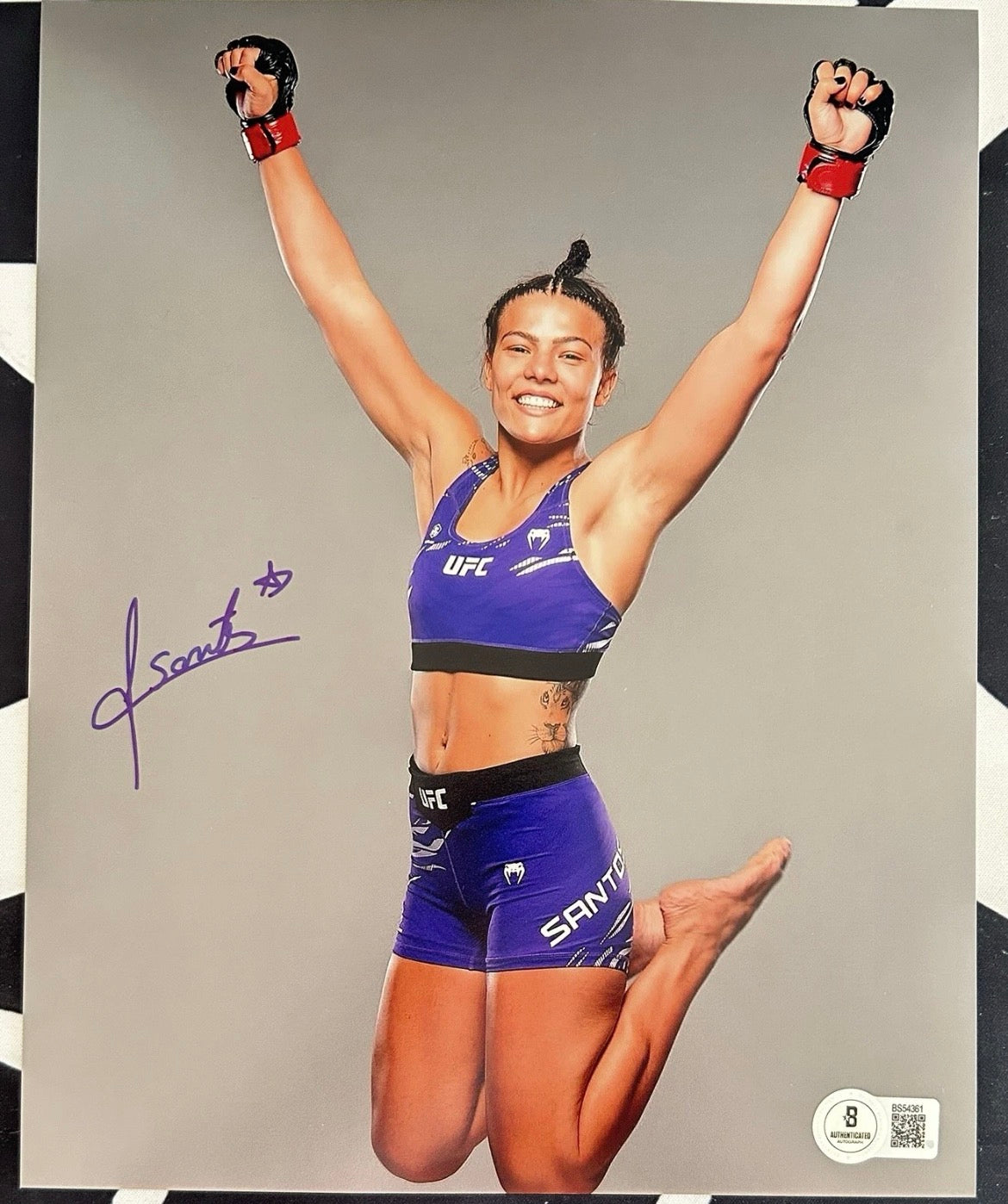 Luana Santos Signed 8x10 Photo with Beckett COA & Free Shipping!
